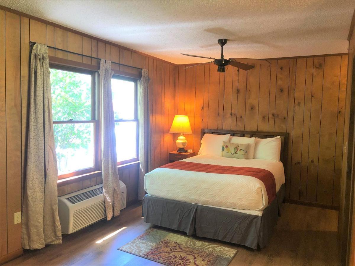 Meadowlark Motel With Restaurant & Bar 马吉谷 外观 照片