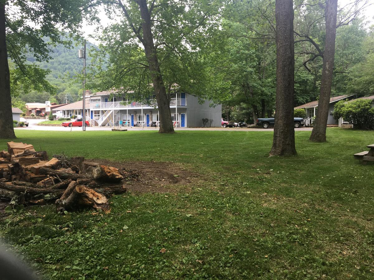 Meadowlark Motel With Restaurant & Bar 马吉谷 外观 照片