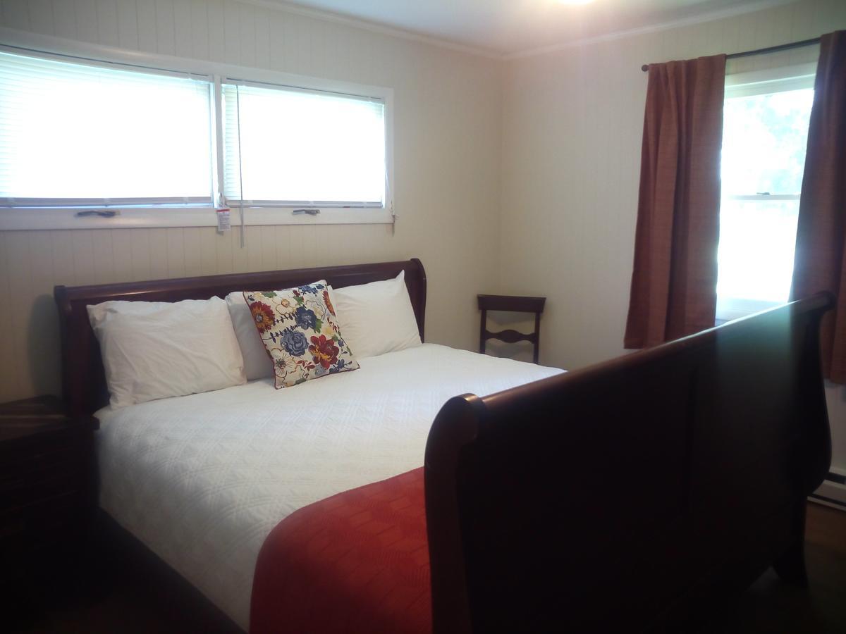 Meadowlark Motel With Restaurant & Bar 马吉谷 外观 照片